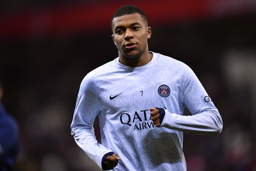 Kylian Mbappe Overtakes Edinson Cavani to Become All Time Highest Goal Scorer in The Champions League