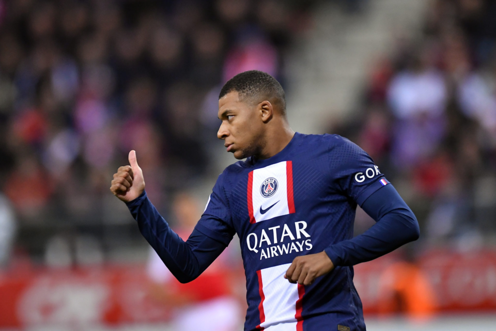Rio Ferdinand Reveals Plans Of Bringing Kylian Mbappe To Manchester United Amid PSG Crisis