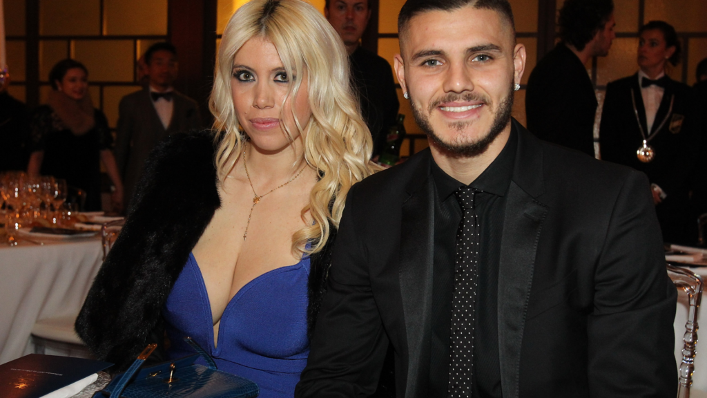 Wanda Nara Is Seen Kissing A Rapper Who Is 13 Years Younger As Mauro Icardi Refers To His Ex Wife As The "laughing stock of the world"