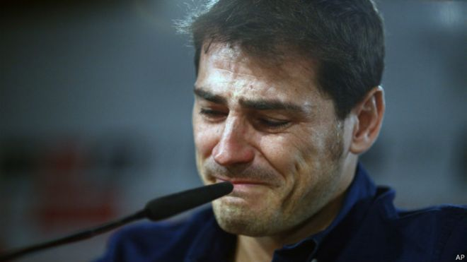 Iker Casillas Condems Rumors That He Is Dating Shakira After She Split Up With Former Teammate Gerard Pique