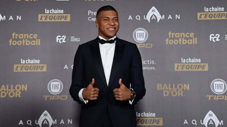Kylian Mbappe Could Not Believe His Eyes As Fans Boo Him As He Arrived At The 2022 Ballon D'Or Award Ceremony