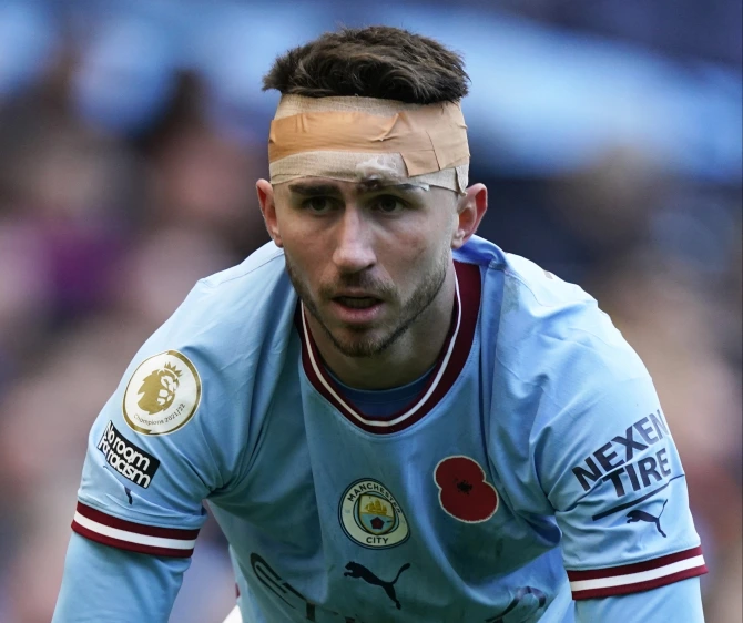 Aymeric Laporte Might Be A Concern For Spain As The Defender Suffers Head Injury Against Brentford