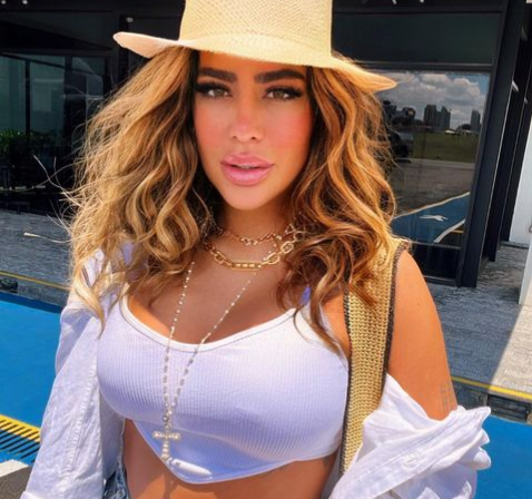 Neymar Jr’s sister Rafaella Santos Wows Her Instagram Followers With Her Busty Side In New Post