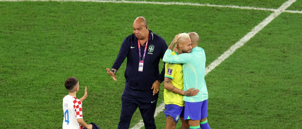 Neymar Got Consoled By Ivan Perisic's Son After Croatia Knocked Brazil Out Of The World Cup