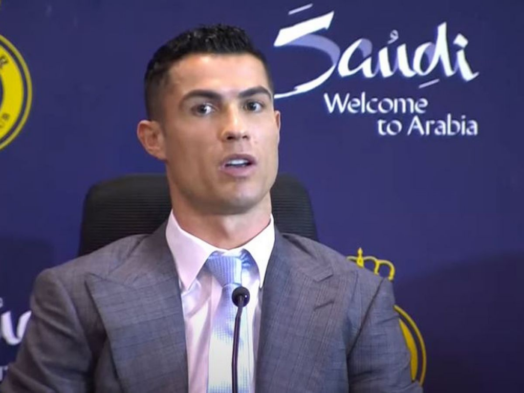Cristiano Ronaldo makes an awful error during the Al-Nassr unveiling thinking he was in South Africa