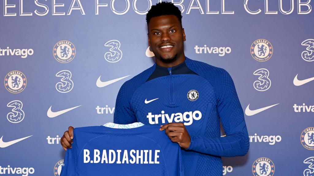 Chelsea completes £35m signing of Benoit Badiashile
