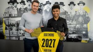 Karim Adeyemi signing for Borussia Dortmund 