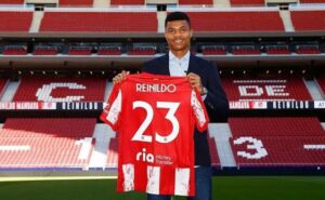 Reinildo Mandava being unveiled at Atlético Madrid
