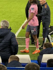 The right boot of Alex Iwobi looking dilapidated