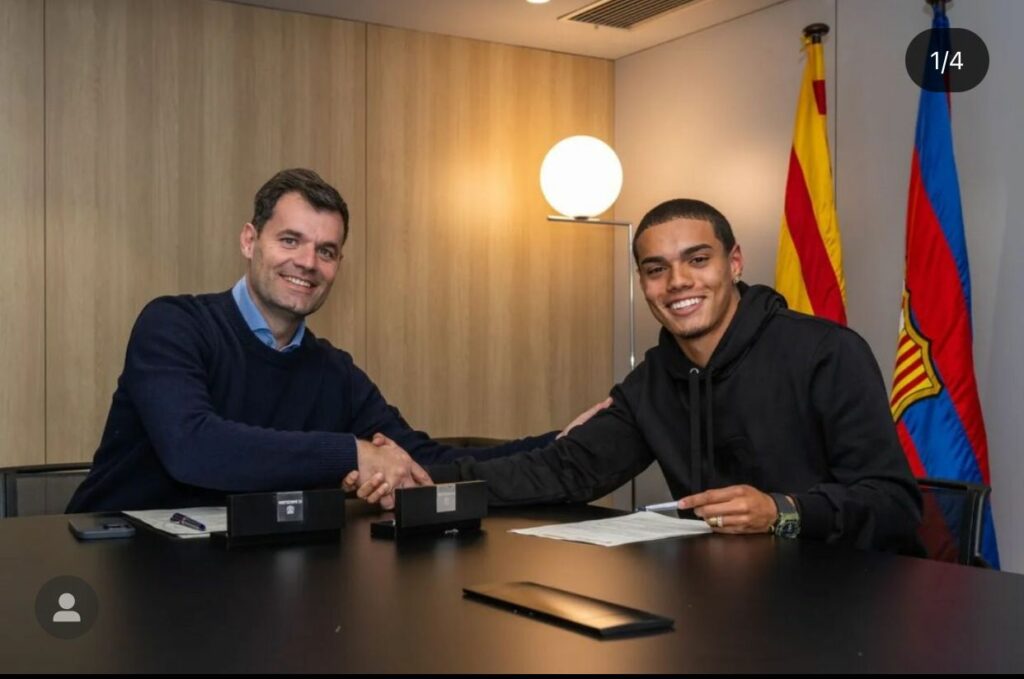 Barcelona signed Joao Mendes