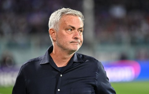 Jose Mourinho In Talks With PSG Over Managerial Position