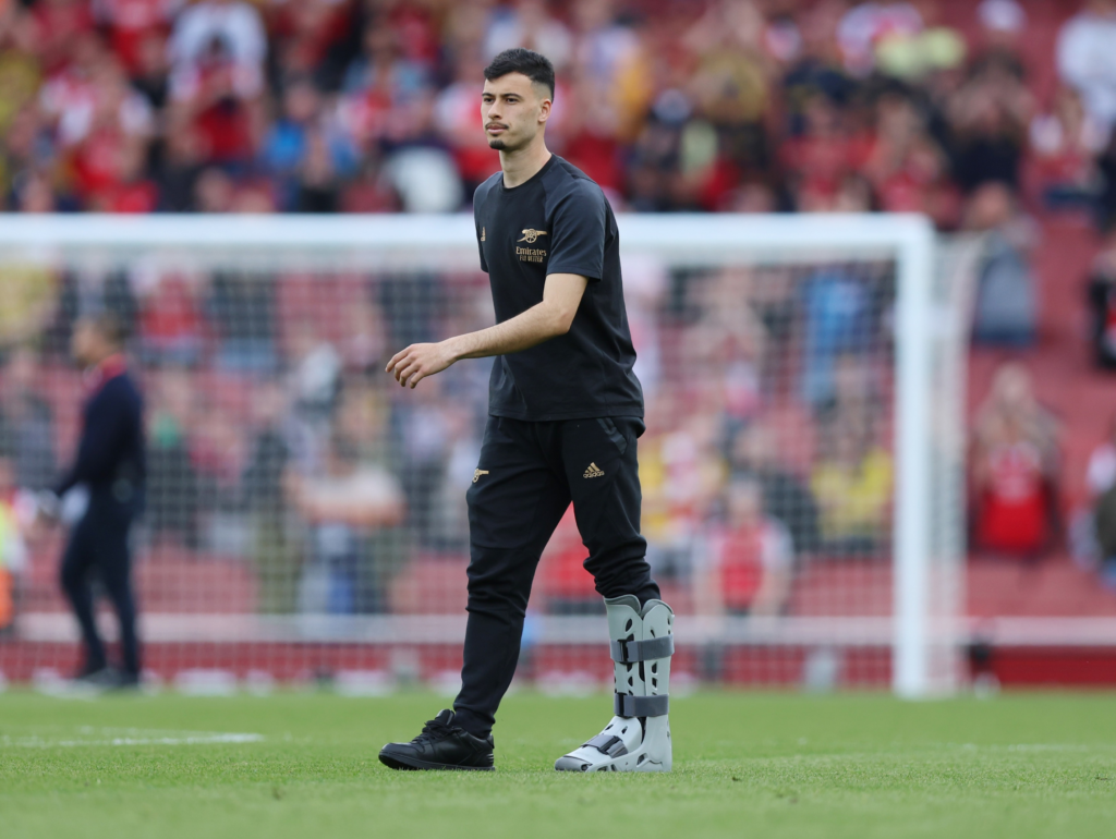 Gabriel Martinelli Left The Pitch In Protective Boots After Caicedo Revenge Tackle