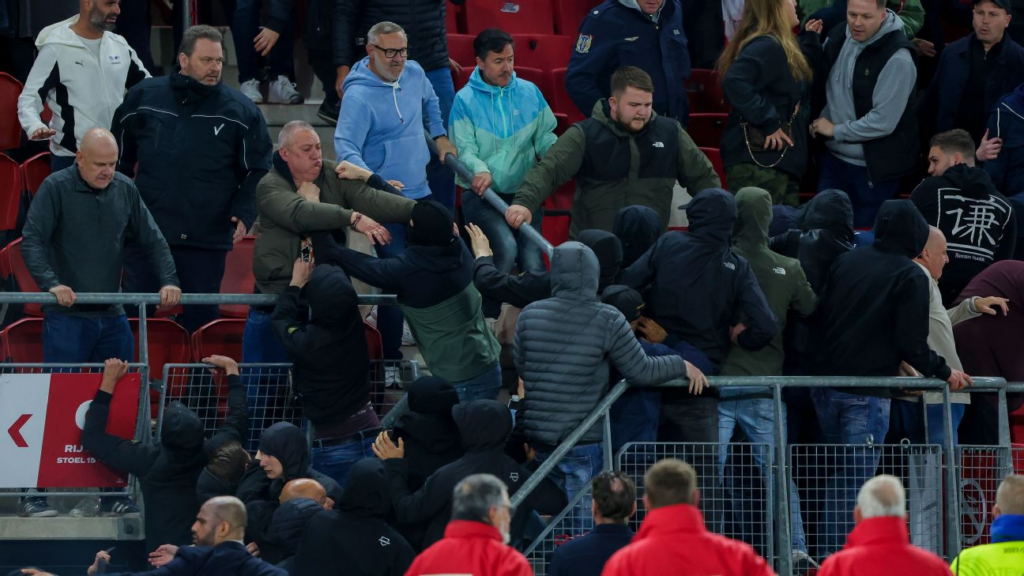 West Ham Players Dive Into The Crowd To Save Their Families From AZ Alkmaar Thugs