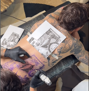 Victor Lindelof Shows Off New Tattoos On Social Media