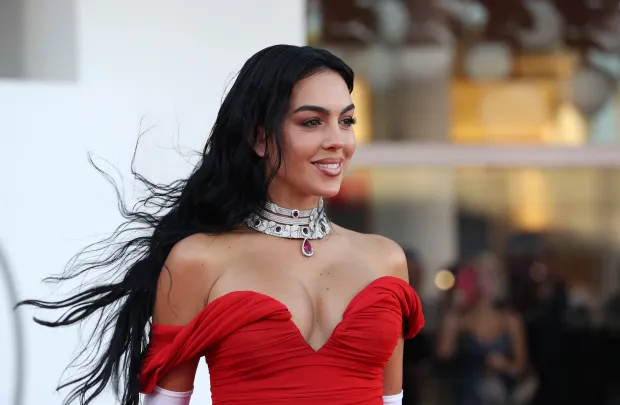 Georgina Rodriguez Turned Up Without Bra At Venice Film Festival 