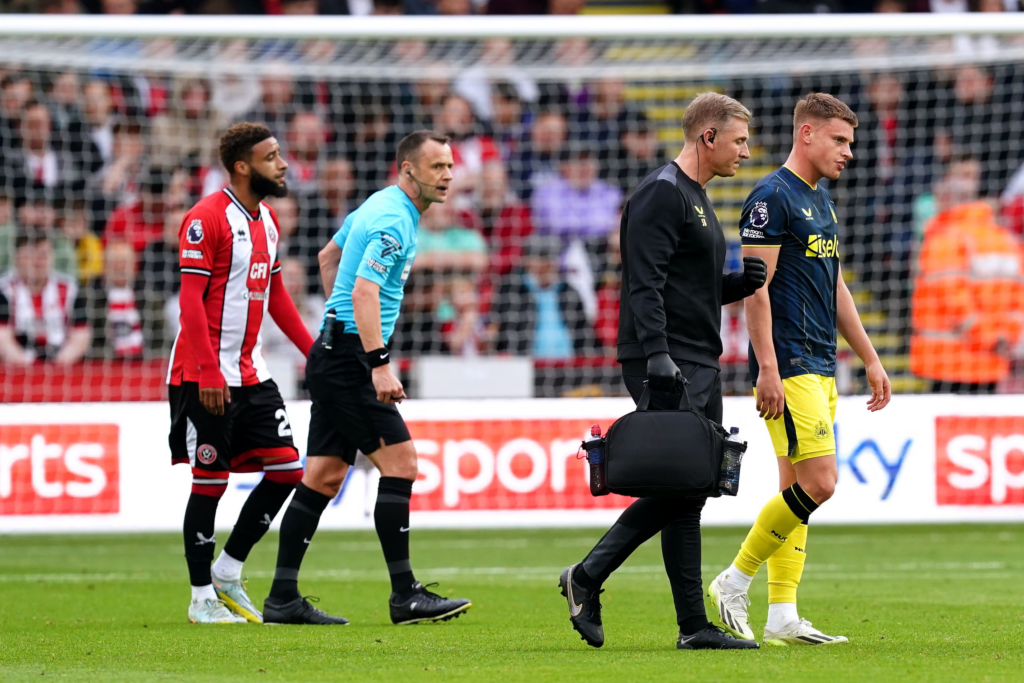 Harvey Barnes Out For Months Following Foot Injury