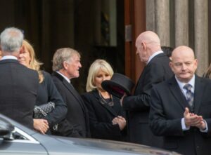 Sir Alex Ferguson wife funeral