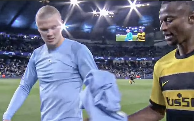 Erling Haaland Surpringly Gives Out His Jersey At Half-Time, See Why